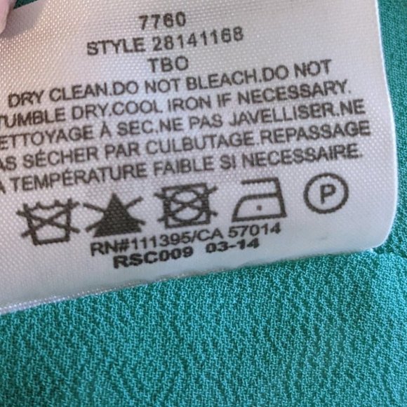 NEW Tory Burch | Lisa Top in Medallion Print - Picture 7 of 7